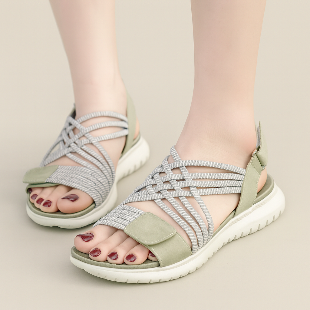Sandales légères à brides élastiques