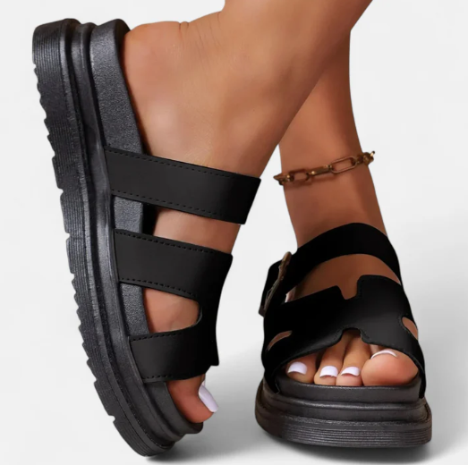 Orthopedic sandals with an elegant design